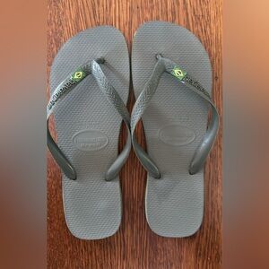 Havaianas flip flops